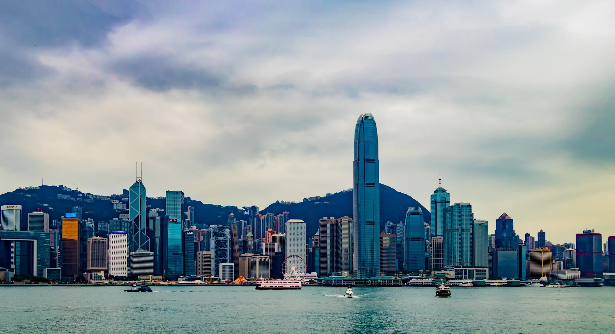 Hong Kong Family Adventure with Disneyland & Ocean Park – 6N/7D